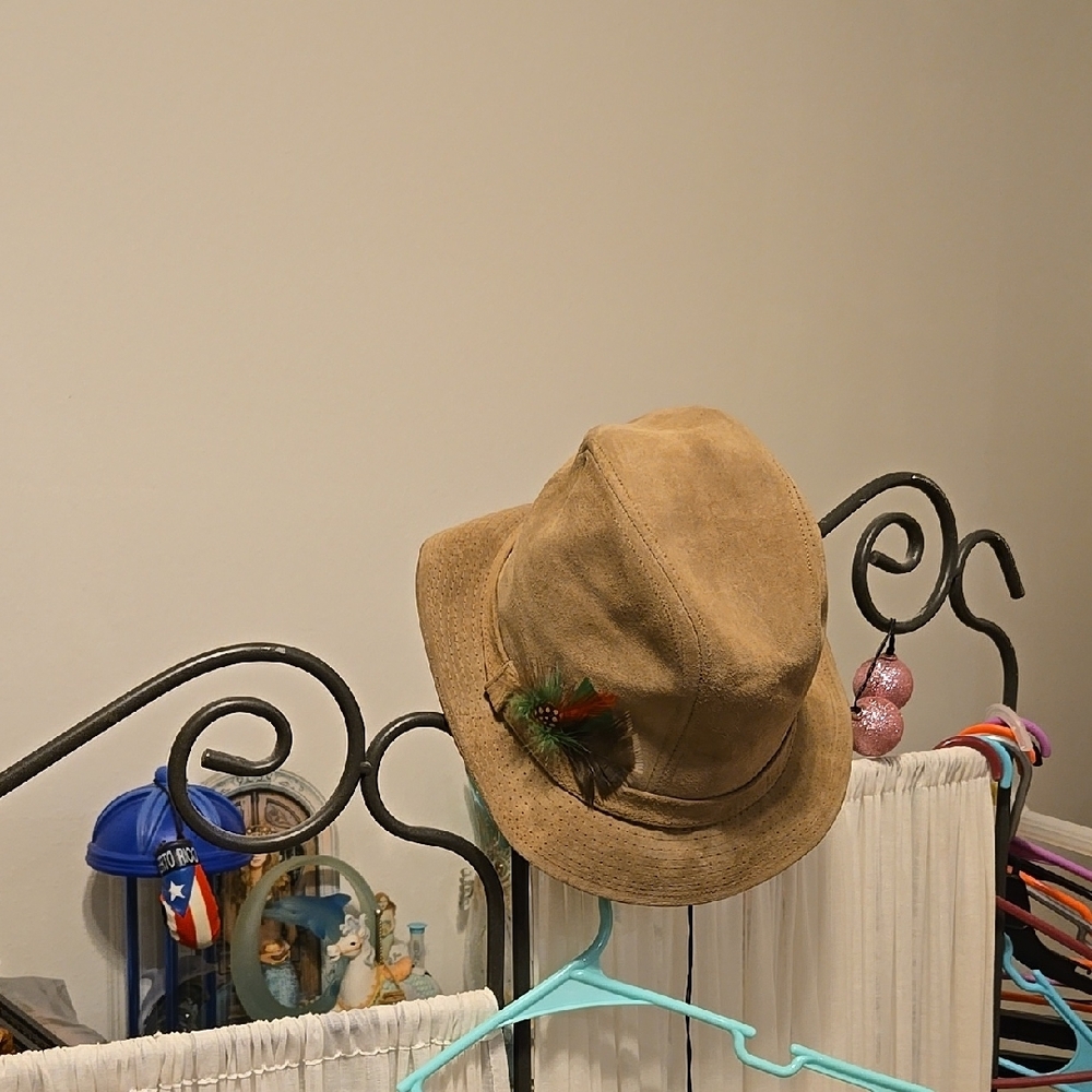 Woolrich Tan and Green Fedora Hat